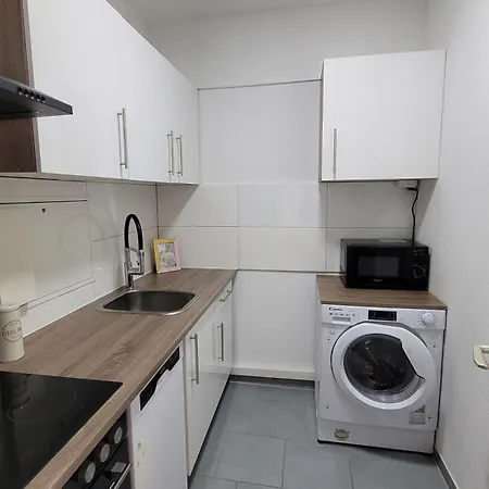 דירה 2-zimmer 4 Person, Balkon, Parkplatz מולהיים אן דר רור