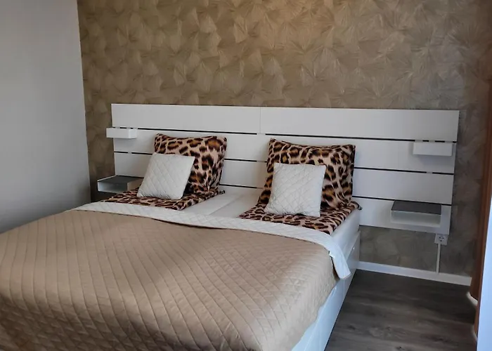 2-zimmer 4 Person, Balkon, Parkplatz * Мильгейм-на-Руре