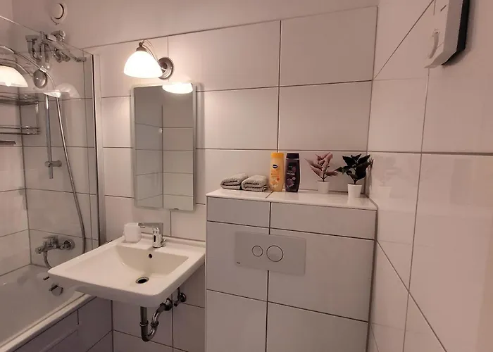 2-zimmer 4 Person, Balkon, Parkplatz